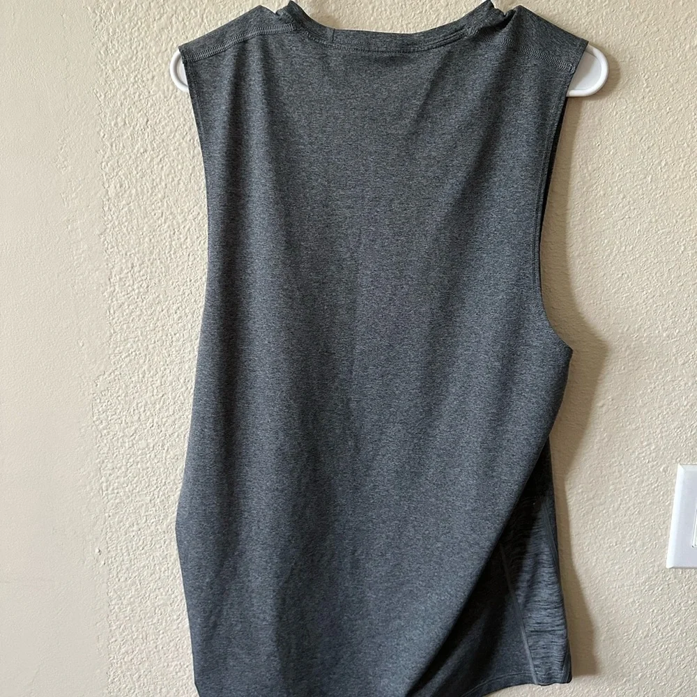 Nike Men's Dark Gray Dri-FIT Athletic Muscle Tank size L/ NWOT B184